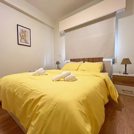 Albert's Mackenzie 001 Apartman