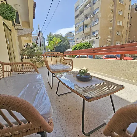 Albert's Mackenzie 001 Apartman Lárnaka