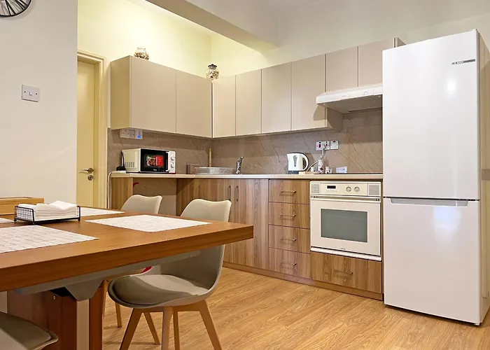 Appartement Albert's Mackenzie 001 Larnaca