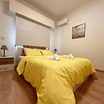 Daire Albert's Mackenzie 001