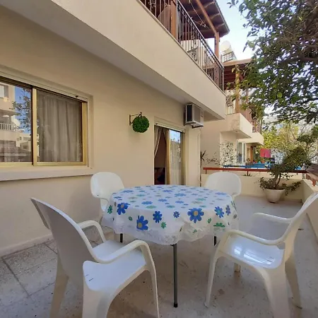 Apartamento Albert's Mackenzie 001 Lárnaca